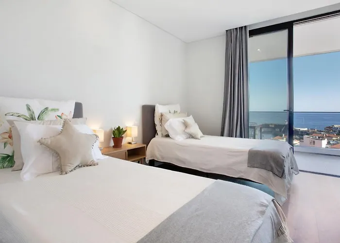 Casa Castanheta * Câmara de Lobos