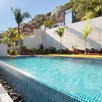 Casa Castanheta Câmara de Lobos